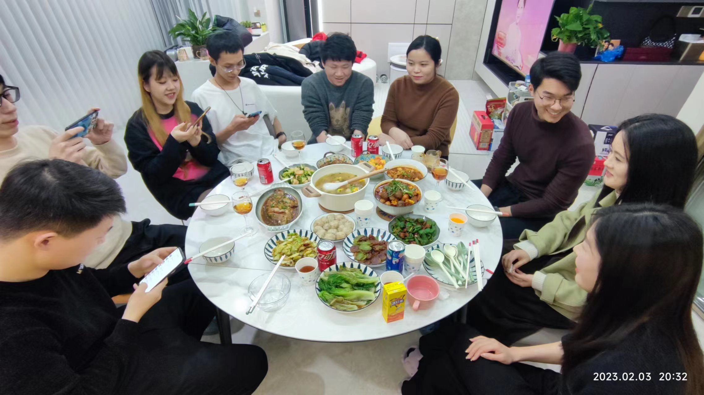 赵振宇乔迁聚餐照.jpg 赵振宇乔迁聚餐照.jpg